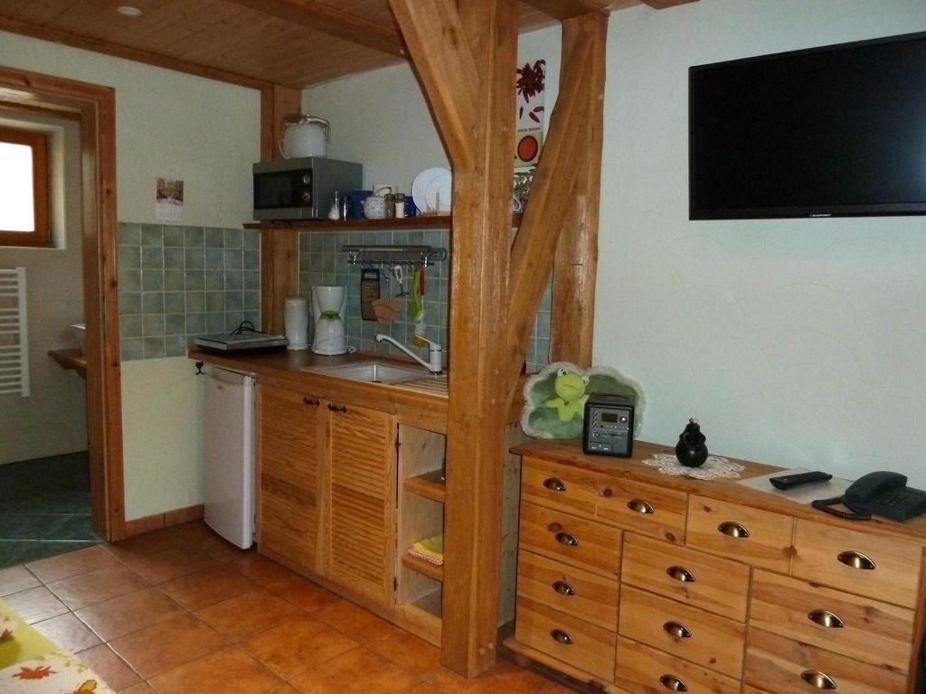 Gaestezimmer Am Maerchenbrunnen ドレスデン 部屋 写真