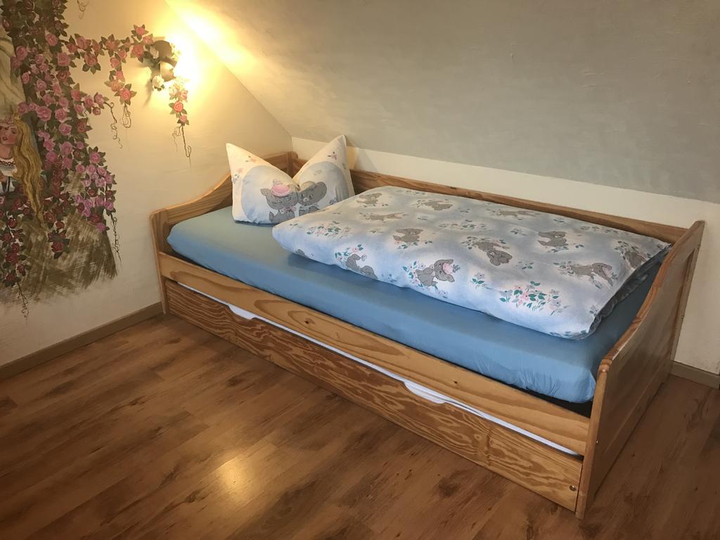 Gaestezimmer Am Maerchenbrunnen ドレスデン エクステリア 写真